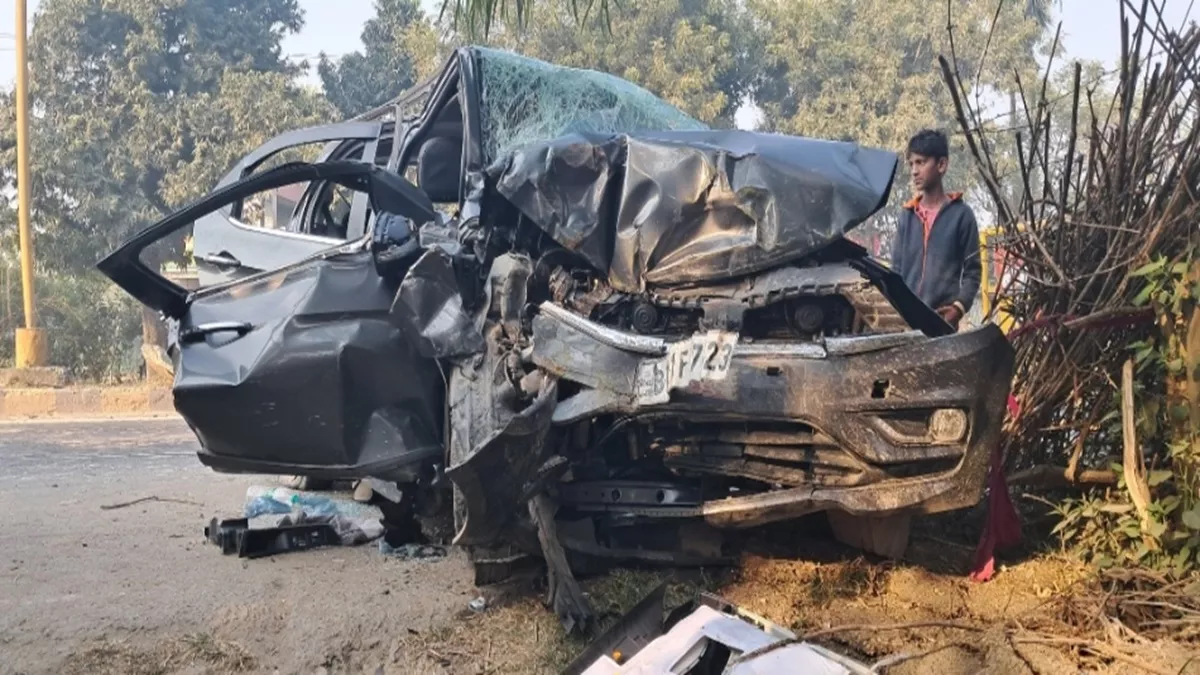 भीषण सड़क हादसे में तीन थाना प्रभारियों समेत चार की मौत